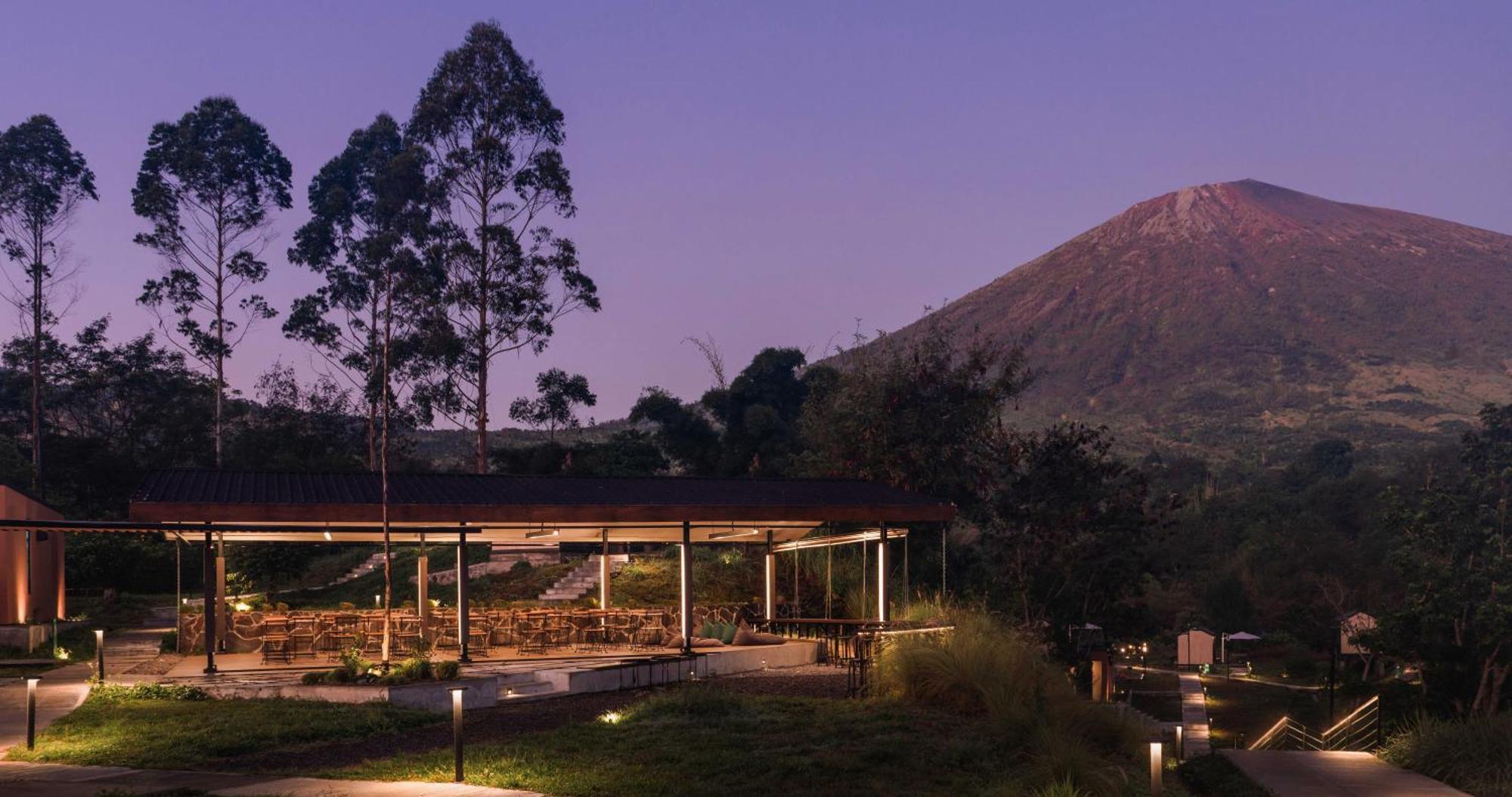 Bobocabin Gunung Rinjani, Lombok 셈바룬 라왕 외부 사진